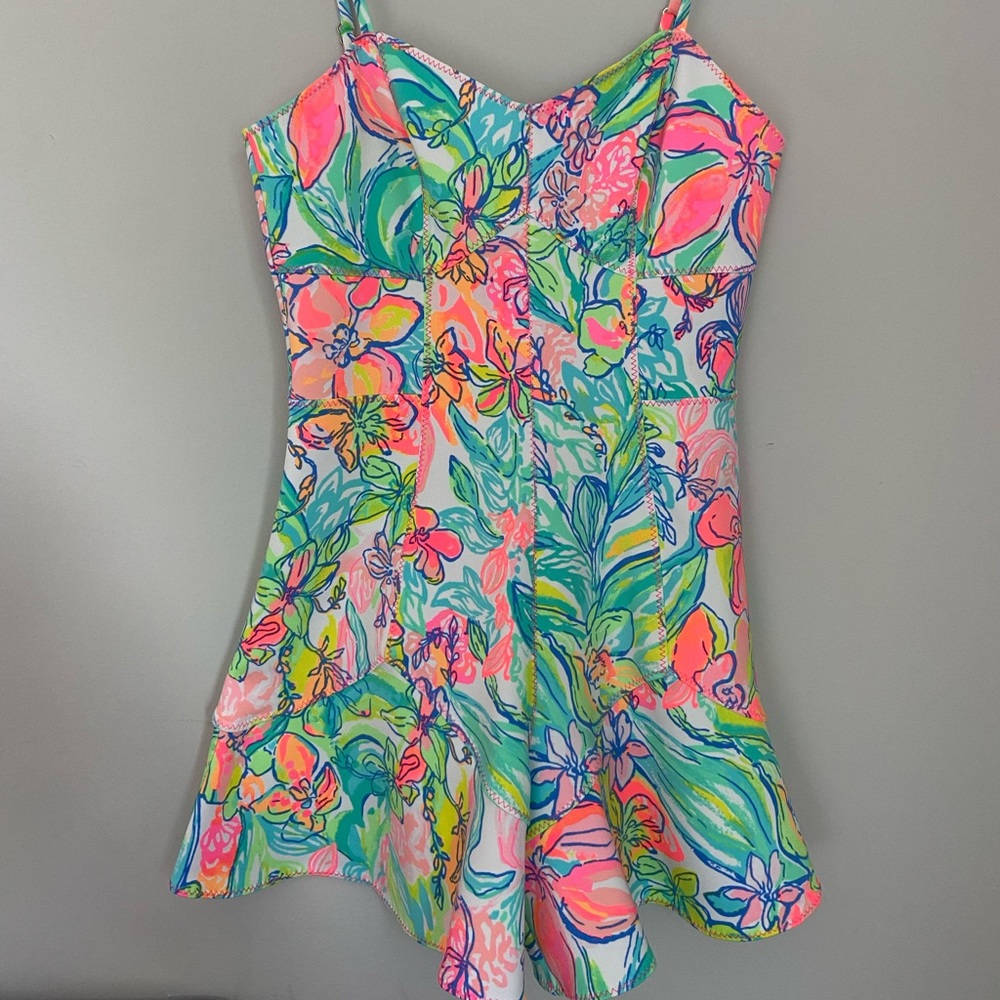 Lilly Pulitzer Coralie romper size 2. Worn couple times. Great condition.